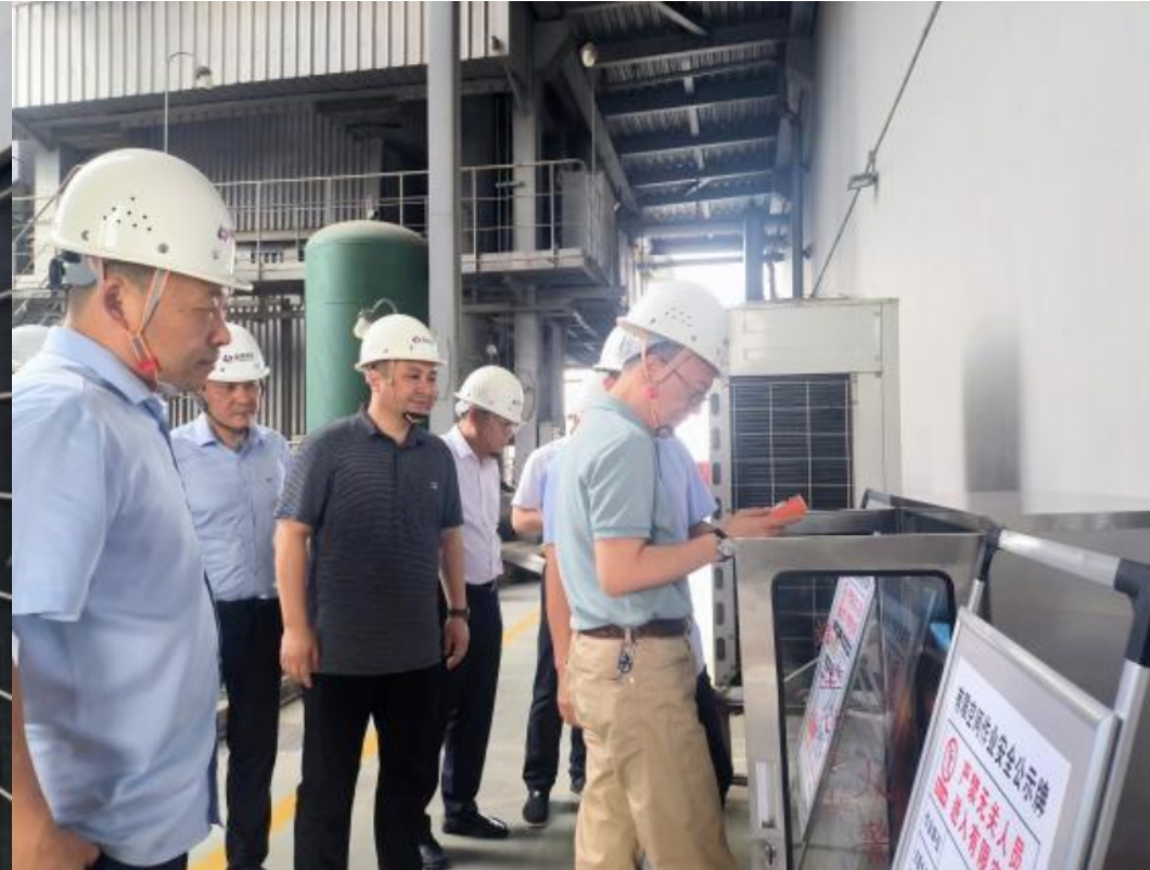 �ϲ��������ü������¹�һ�е������ϲ�����չ��ȫ������������