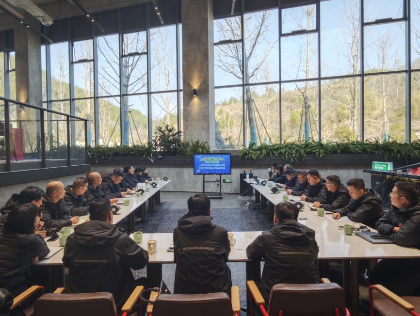 �������ٿ�2025����ܽ������2026��1���ܾ����칫��